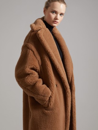 Темно-бежевое пальто Max Mara Teddy Bear: фото 4 - Invogue