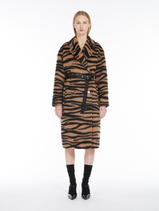 Тигровое пальто Max Mara жаккардовое: фото 1 - Invogue
