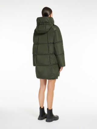 Темно-зелений пуховик WEEKEND MAX MARA стьобаний: фото 2 - Invogue