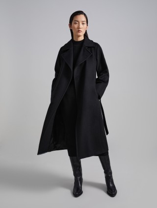 Черное пальто MAX MARA из верблюжьей шерсти: фото 1 - Invogue
