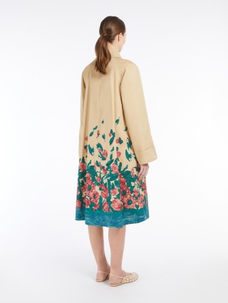 Бежевый плащ Weekend Max Mara с цветочным узором: фото 2 - Invogue