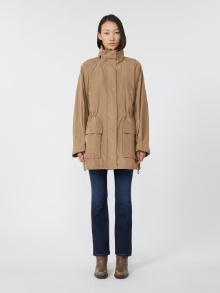 Светло-коричневая ветровая WEEKEND MAX MARA из тафты: фото 2 - Invogue