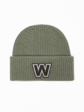 Зеленая шапка Weekend Accessories из шерсти: фото - Invogue