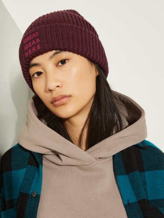 Бордовая шапка MAX&CO из смеси хлопка и шерсти: фото 2 - Invogue