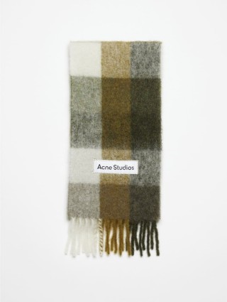 Шарф Acne Studios в клетку: фото - Invogue