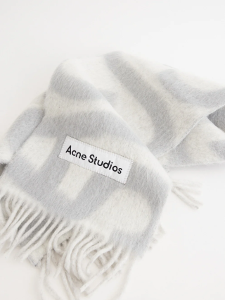 Сірий шарф Acne Studios з суміші вовни: фото 2 - Invogue