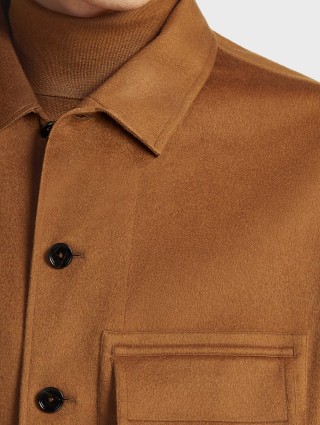 Карамельная рубашка Zegna из кашемира с нагрудными карманами: фото 3 - Invogue
