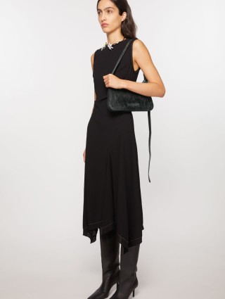 Черная сумка Acne Studios из кожи: фото 2 - Invogue