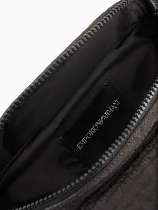Зеленая сумка Emporio Armani поясная: фото 4 - Invogue