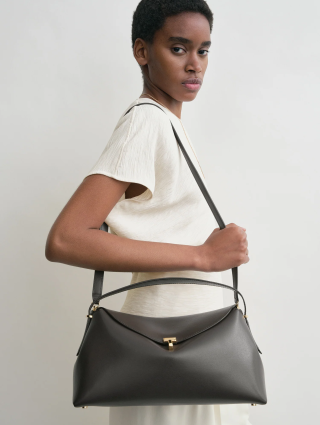 Коричневая сумка Totême кожаная: фото 2 - Invogue