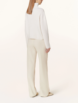 Белый свитер Max Mara в рубчик: фото 2 - Invogue