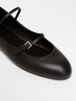 Чёрные туфли MAX MARA: фото 4 - Invogue
