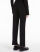 Черные брюки WEEKEND MAX MARA с карманами и застежкой-молнией: фото 2 Черные брюки WEEKEND MAX MARA с карманами и застежкой-молнией: фото 2 - Invogue