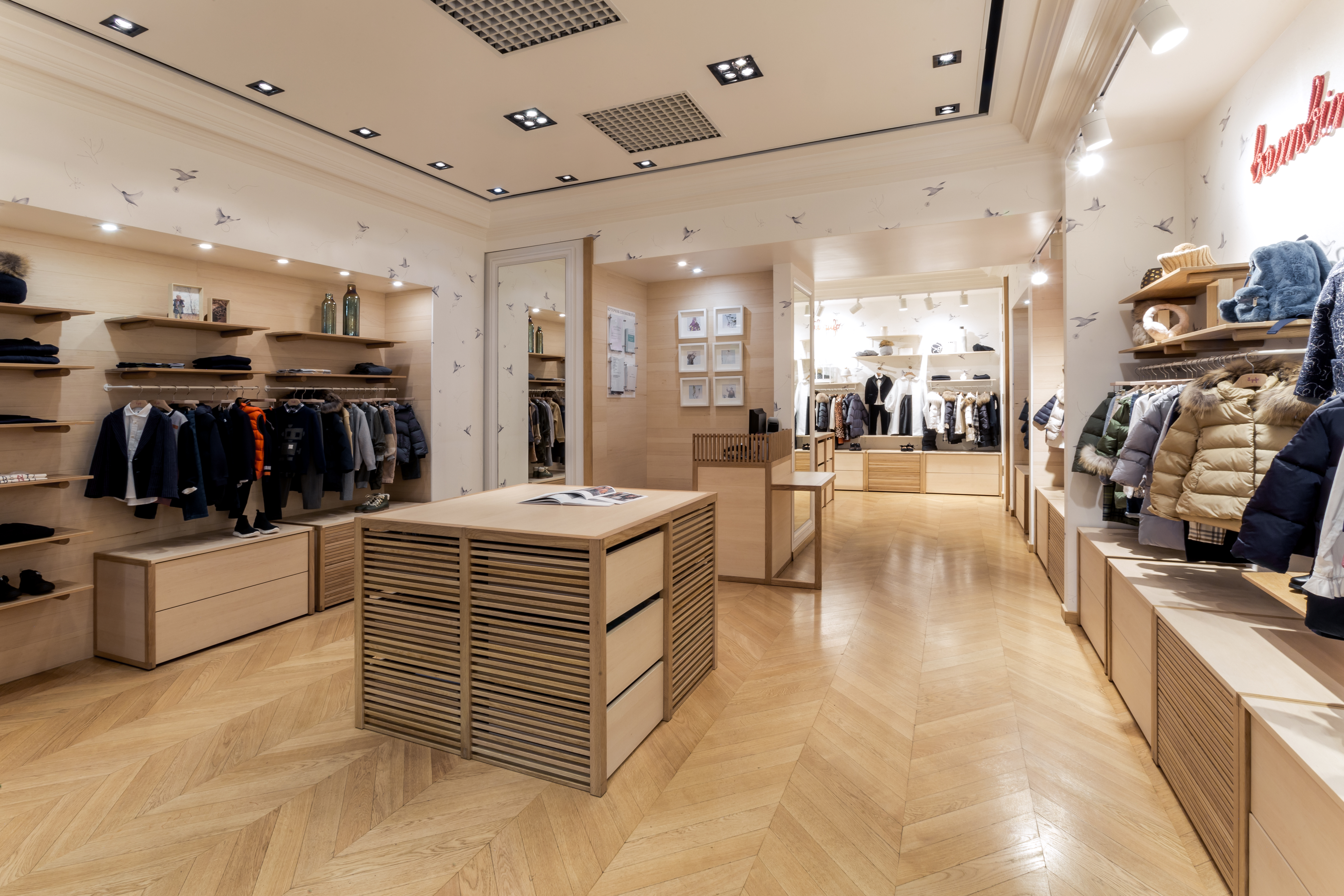 Магазин IL Gufo - ТЦ "Mandarin Plaza", 4-й этаж: фото 3 - Invogue