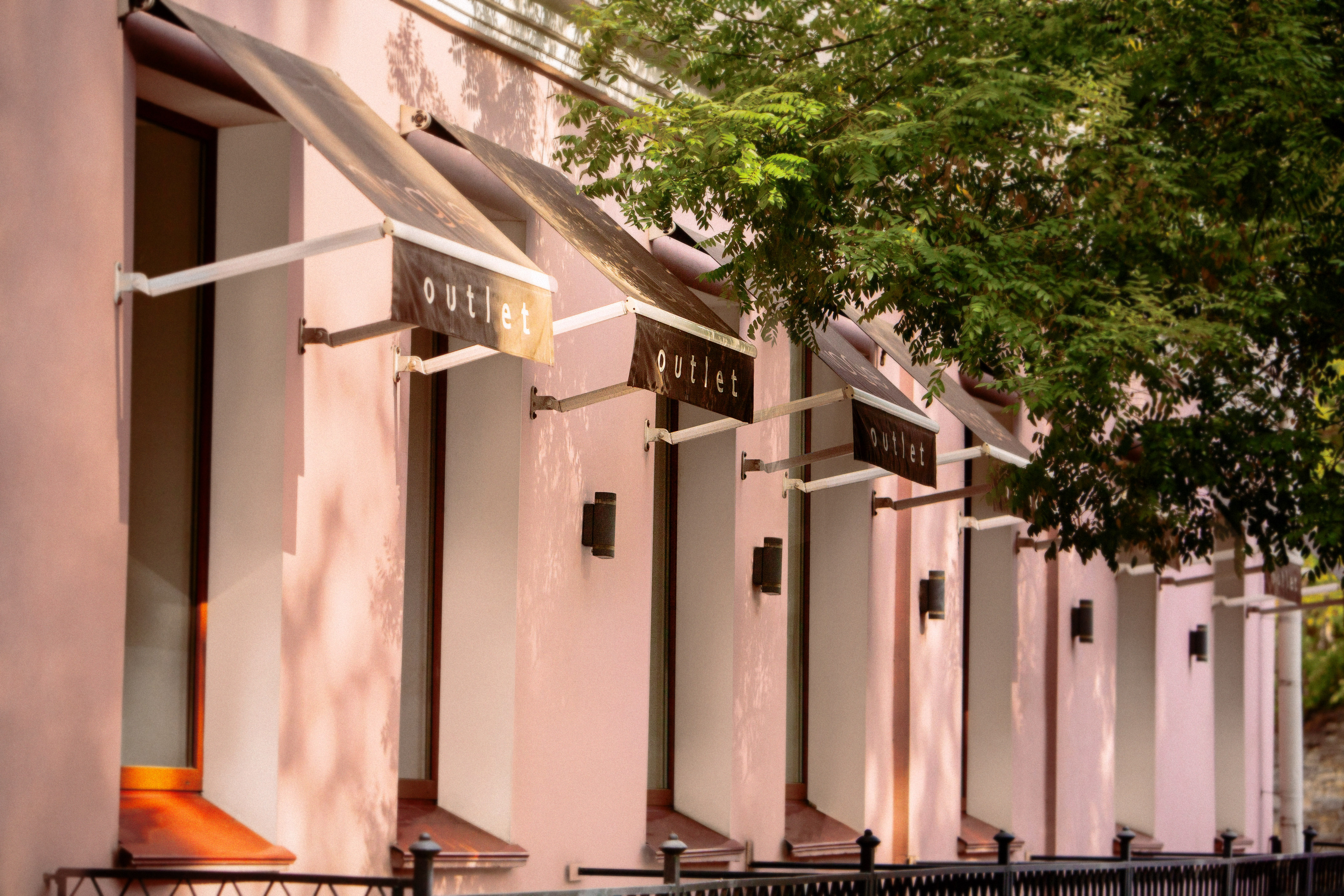 Магазин Invogue Outlet - вул. Європейська, 35: фото 6 - Invogue