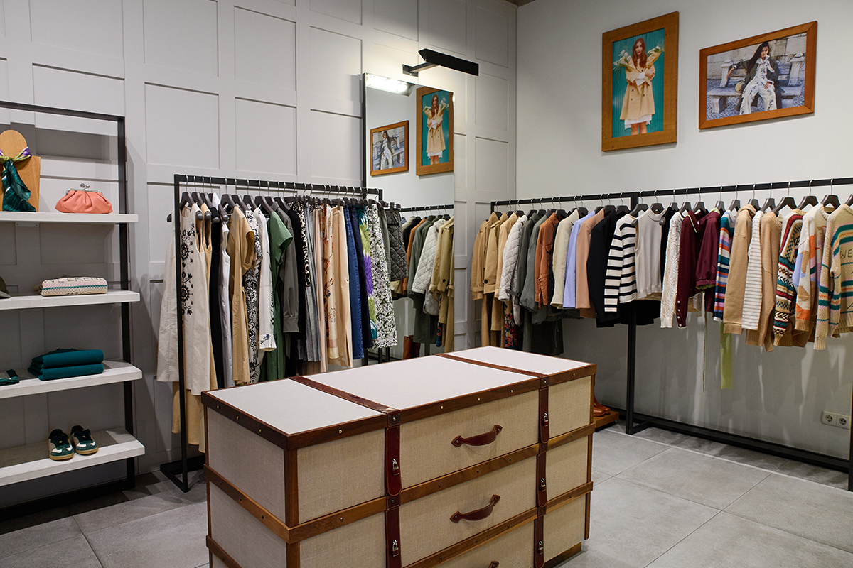 Магазин Weekend Max Mara - Ocean Plaza, 1-й этаж: фото 13 - Invogue