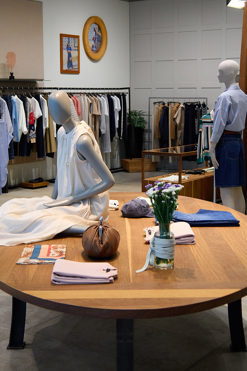 Магазин Weekend Max Mara - Ocean Plaza, 1-й этаж: фото 7 - Invogue