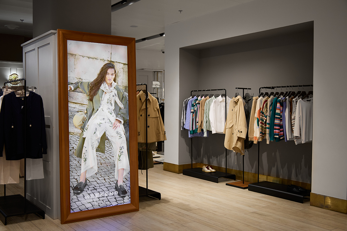 Магазин Weekend Max Mara - ЦУМ, 2-й этаж: фото 7 - Invogue